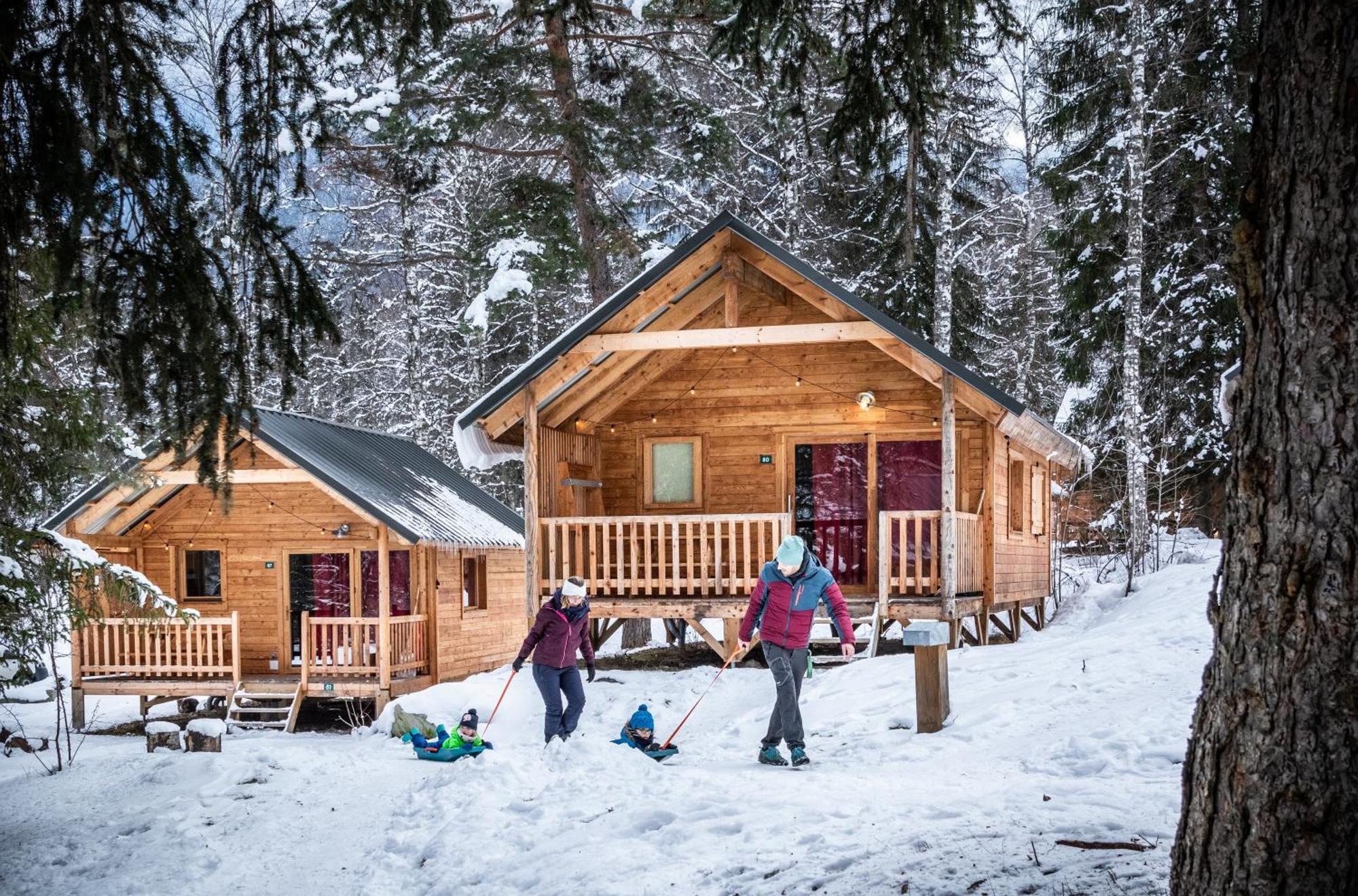 Huttopia Bozel En Vanoise Екстериор снимка