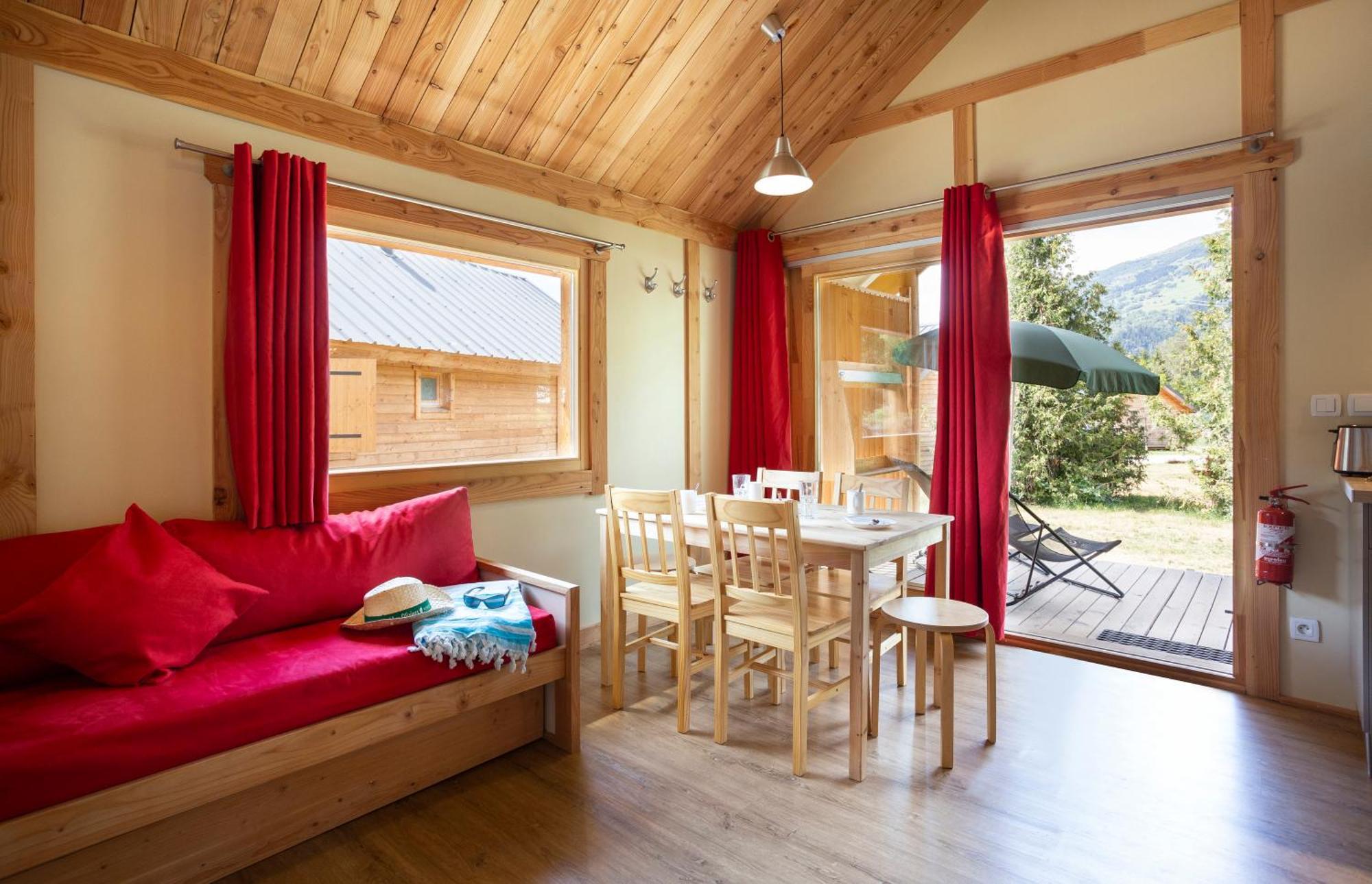 Huttopia Bozel En Vanoise Екстериор снимка